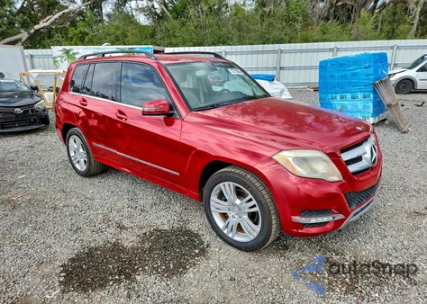 2013 Mercedes-Benz Glk 350 z USA, uszkodzony, nr VIN WDCGG5HB8DG061374